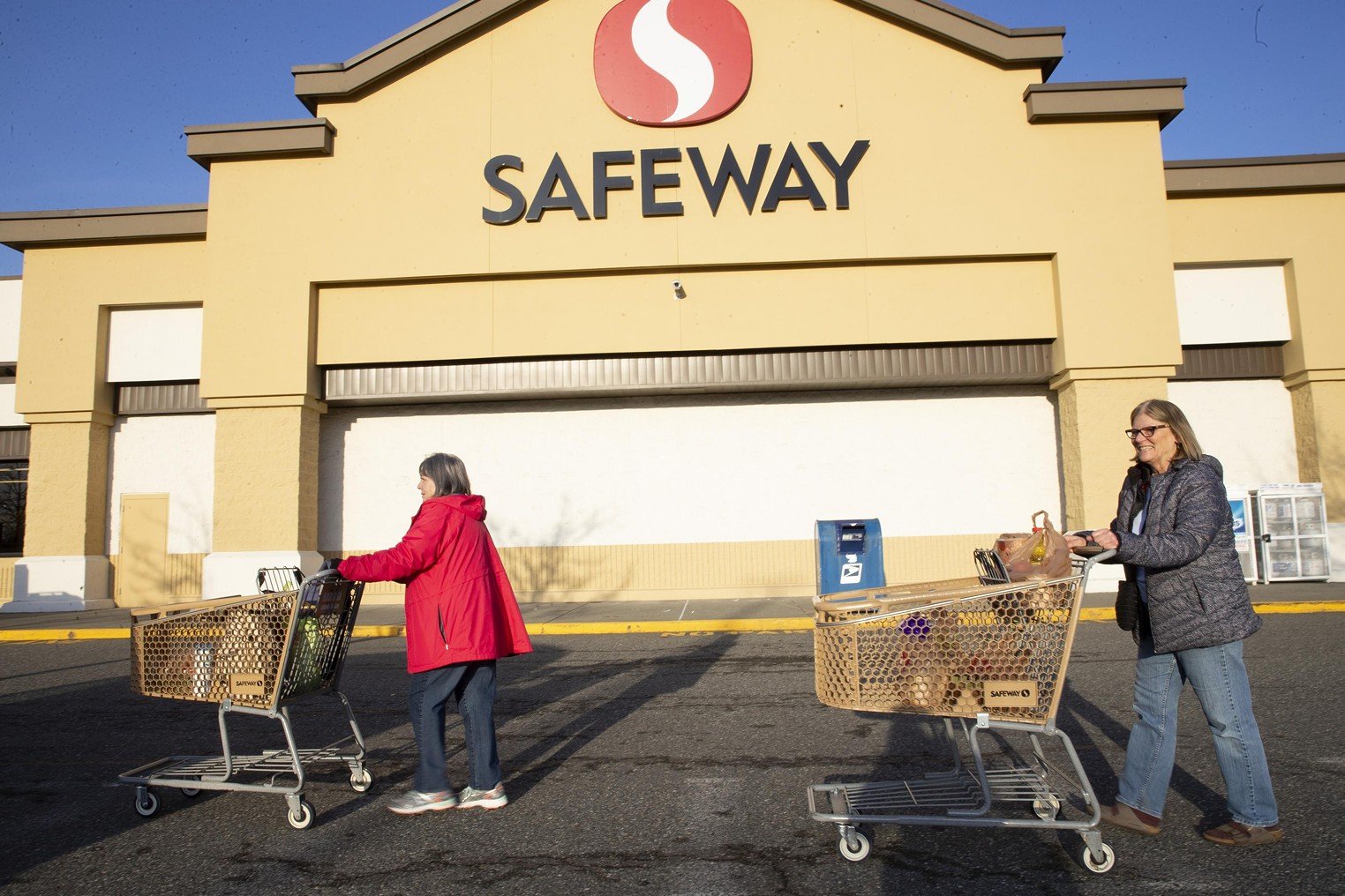 Kroger-Albertsons merger temporarily blocked by judge