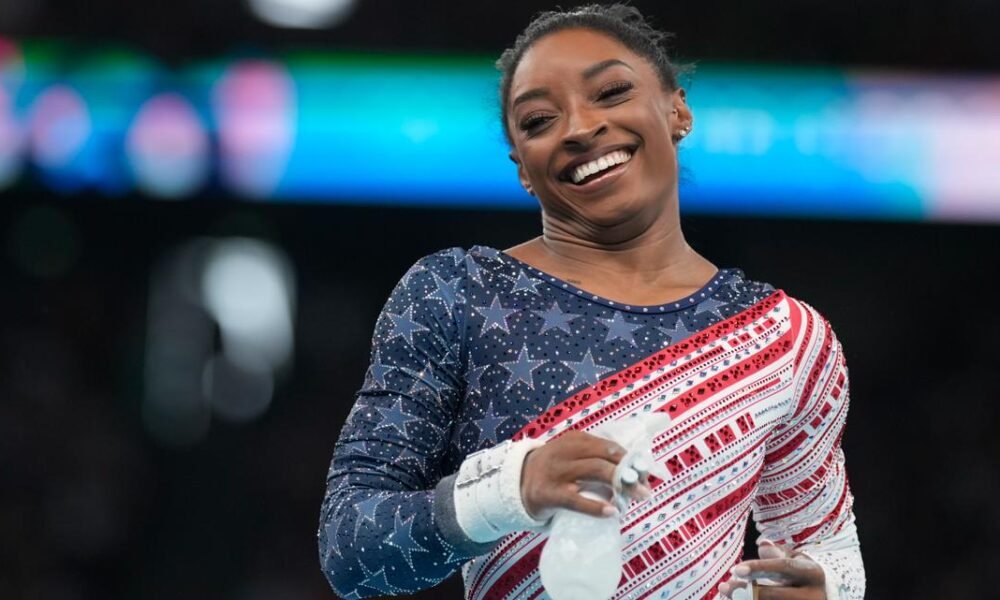 How many medals does Simone Biles have? She just made history AGAIN.