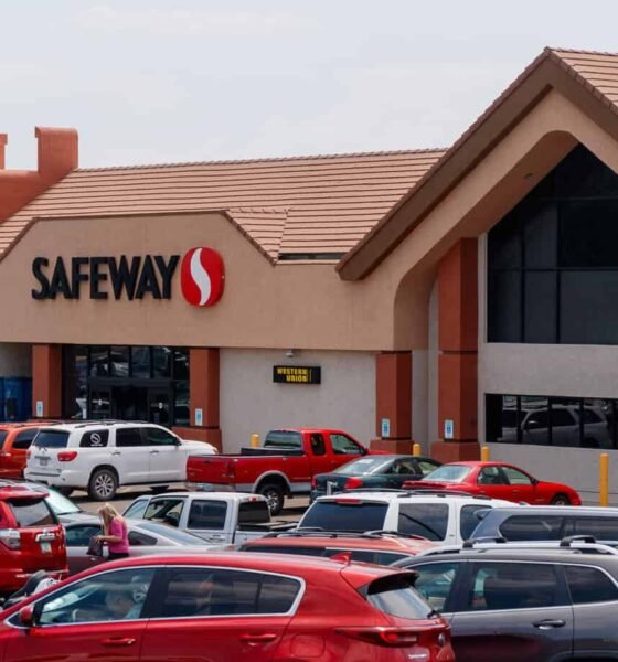 Sedona Safeway spared sale