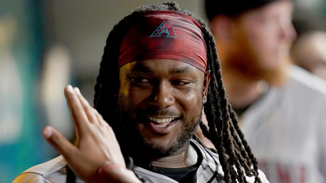 Newcomer Josh Bell, Ketel Marte each homer twice, Diamondbacks outlast Pirates 9-8