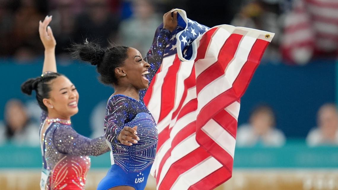 An unforgiving balance beam tested competitors in event finals. Here’s how Simone Biles, Suni Lee fared.