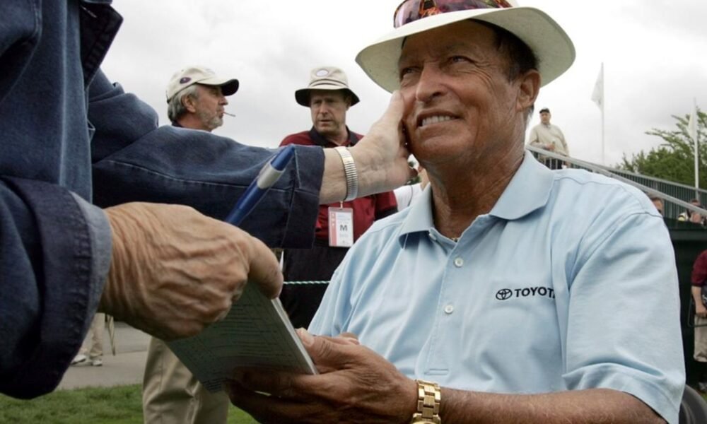 Chi Chi Rodriguez, Hall of Fame golfer known for antics on the greens, dies at 88