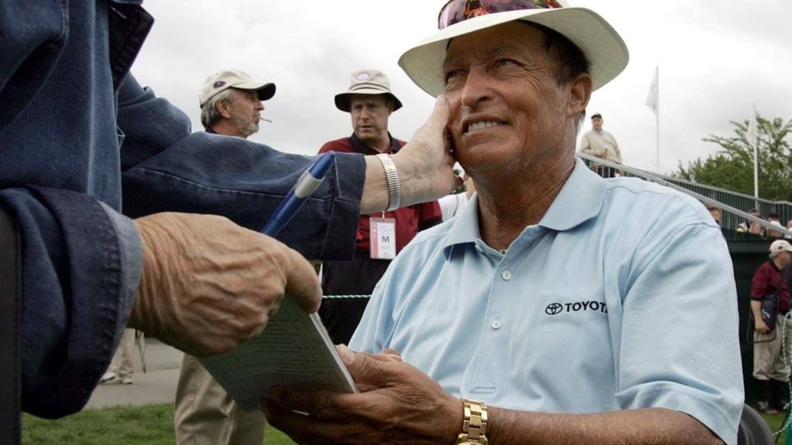 Chi Chi Rodriguez, Hall of Fame golfer known for antics on the greens, dies at 88