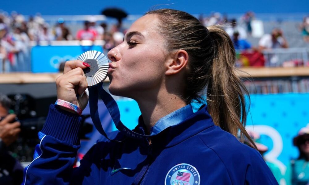 Defending US champ ends Olympic gold canoeing sprint in photo finish