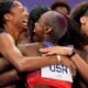 How did Team USA do in the women’s 4x400 relay?