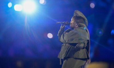 Who is Yseult, the singer who performed "My Way" at the Olympics Closing Ceremony?