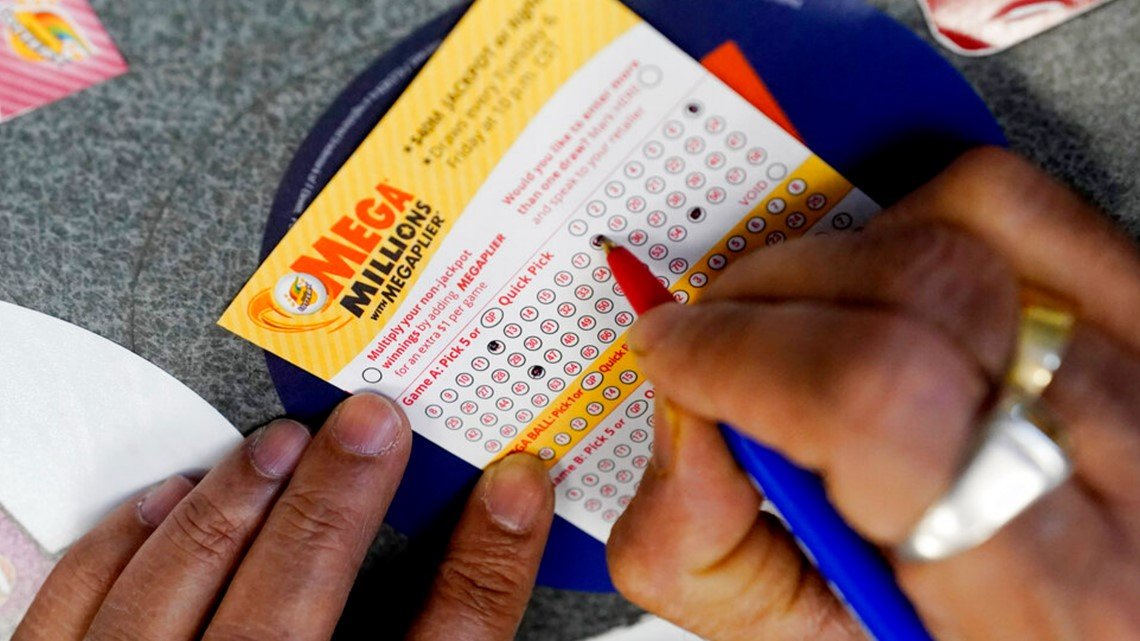 Mega Millions: Winning numbers for Tuesday's $435M jackpot