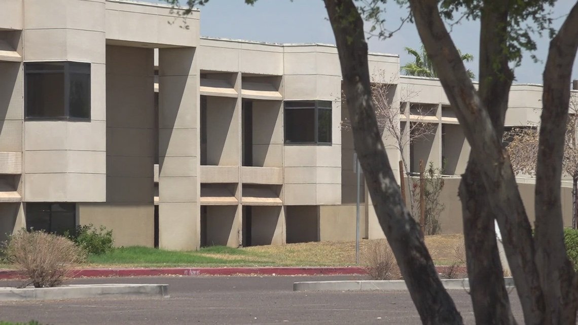 Supply shortages and no AC reported at St. Luke's Behavioral Health