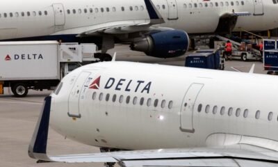 A top Delta executive is leaving weeks after the airline's slow response to tech outage