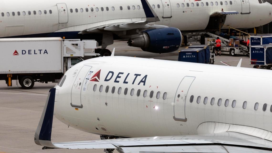 A top Delta executive is leaving weeks after the airline's slow response to tech outage