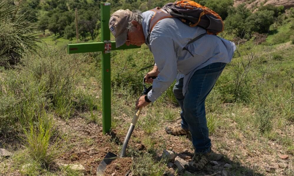 Artist who marks Az desert deaths with crosses doesn't want to be 'St. Alvaro'