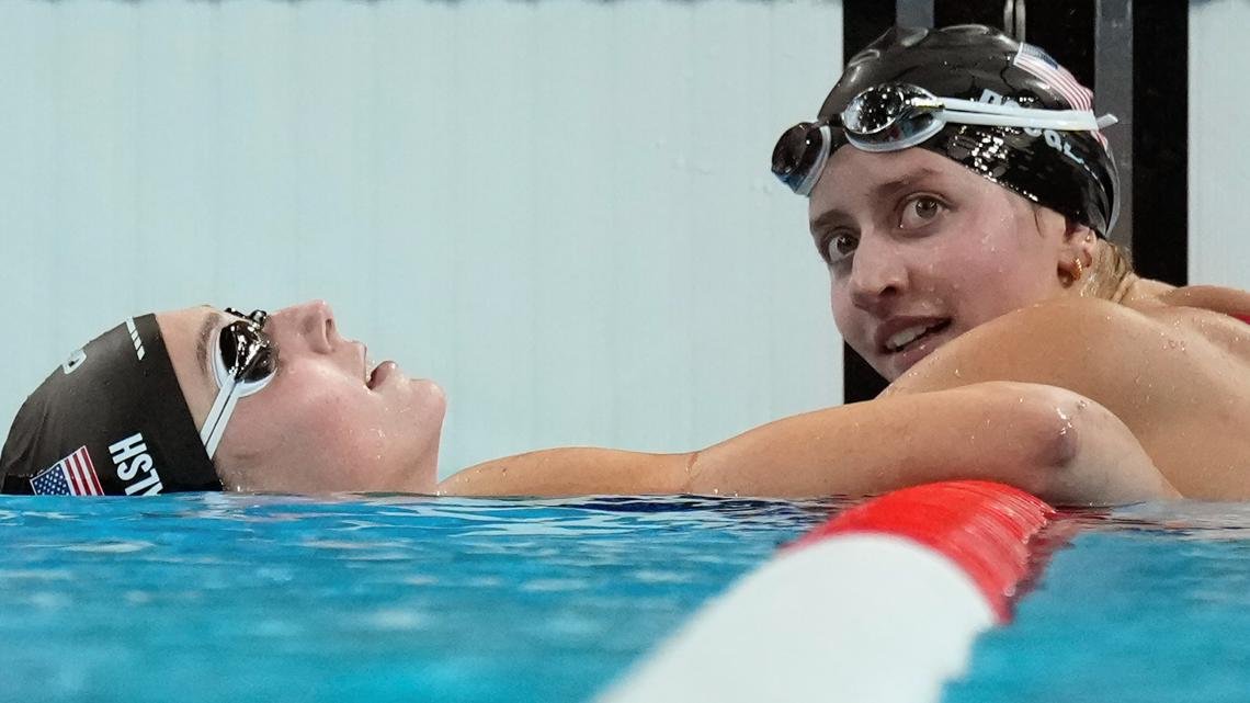 US swimmer loses a bronze because of a DQ, less than an hour before her sister won a gold