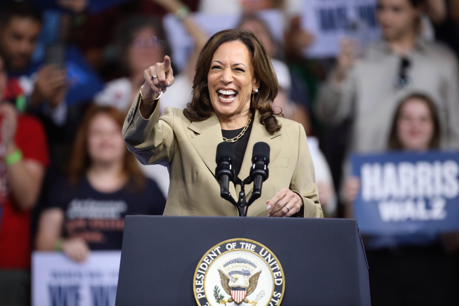 Harris campaign focuses on Arizona in its push to drive Gen Z voters to the polls