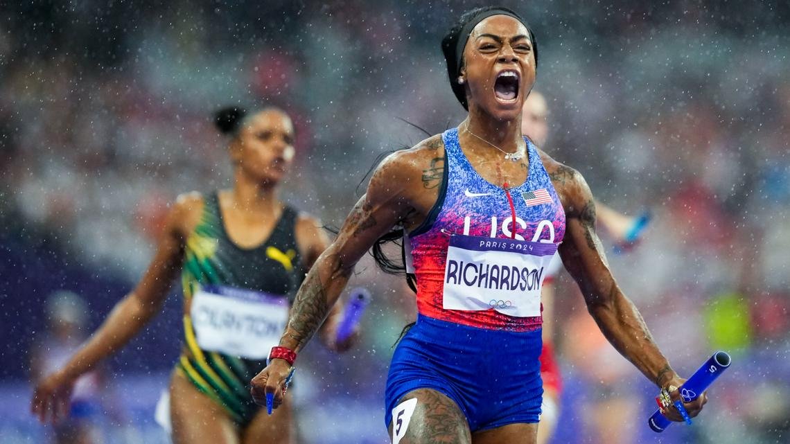 Here's how Sha'Carri Richardson and Team USA did in the women's 4x100 final