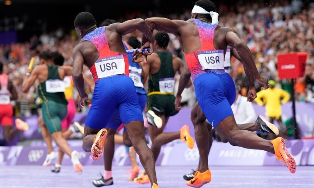 US disqualified from men's 4x100 relay as Canada takes gold