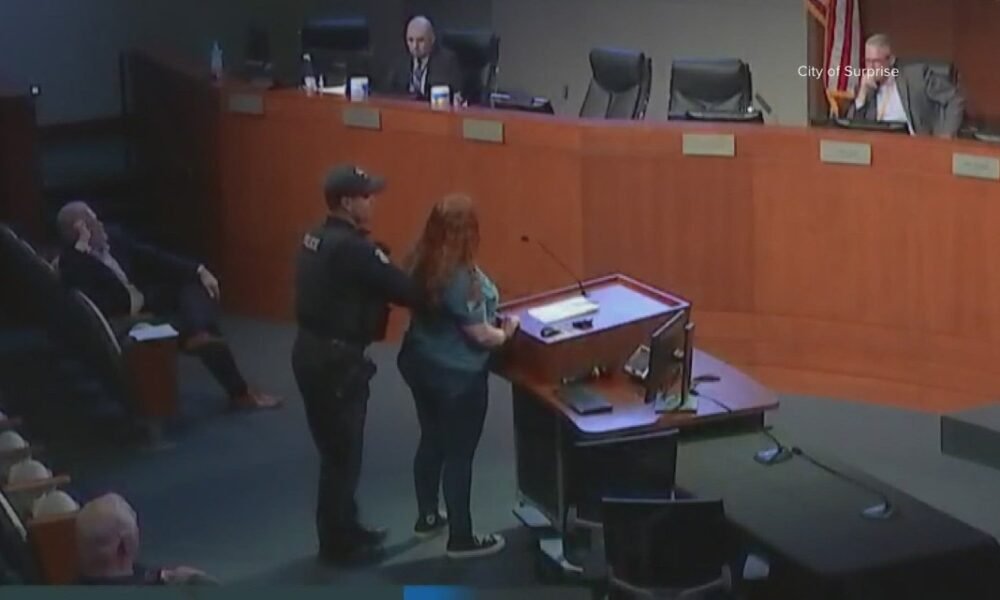 Free speech group sues City of Surprise for arresting woman at city council meeting