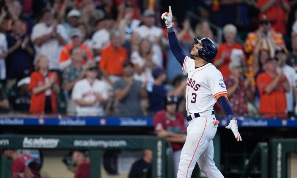 Altuve and Peña homer in Astros' 11-5 win over scuffling Diamondbacks