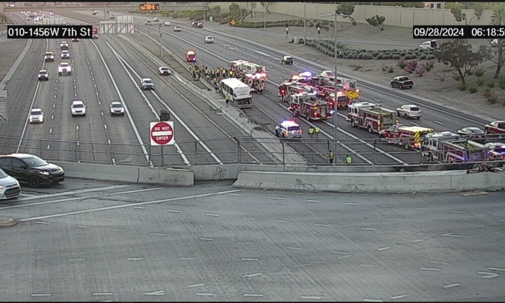 Bus crash on I-10 near 7th Street shuts down parts of highway