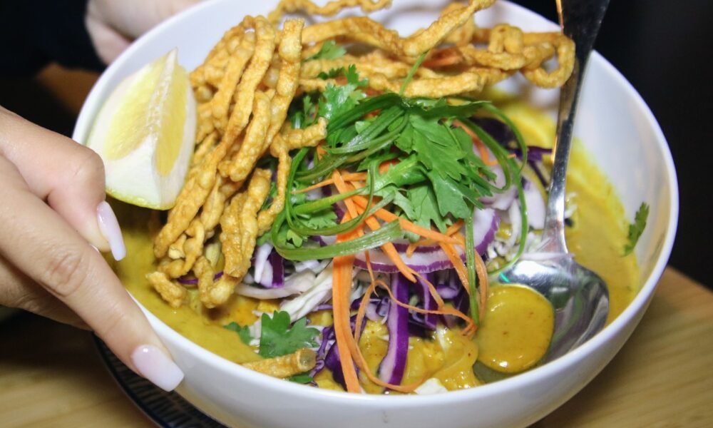 Tempe Sala Thai serves traditional and street food eats