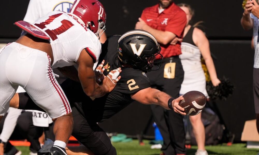 Vanderbilt takes down No. 1 Alabama 40-35 in historic college football victory