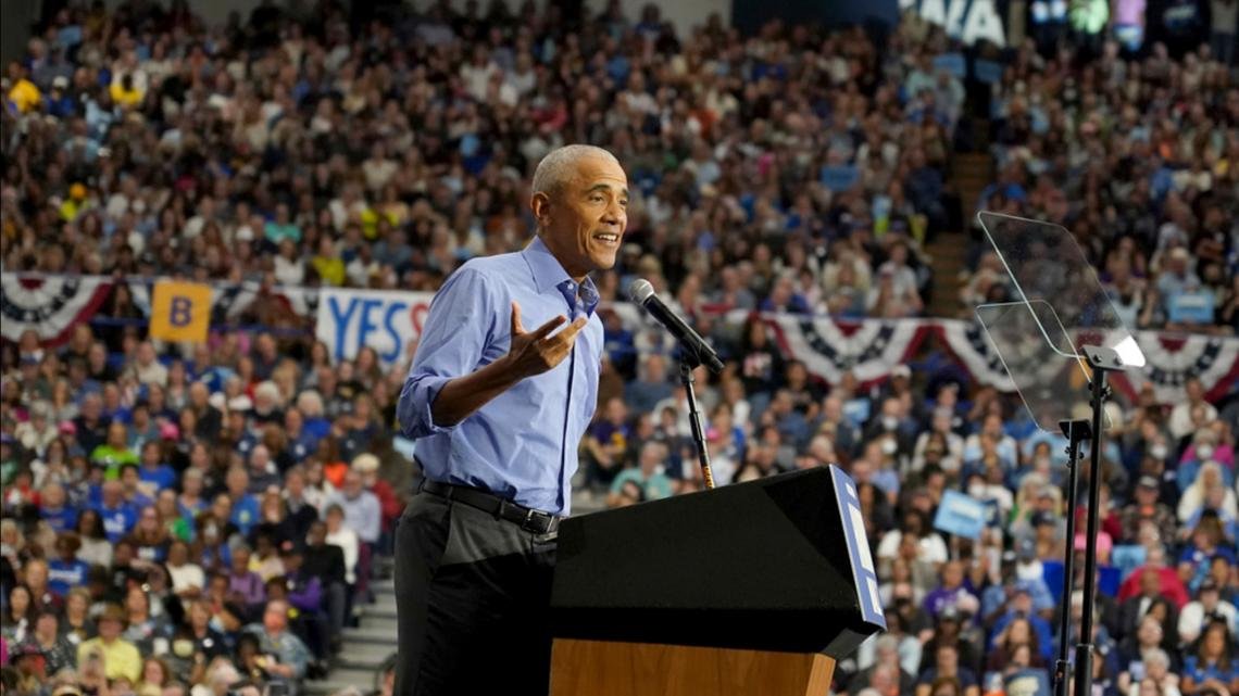 Former President Barack Obama headed to Tucson for campaign event