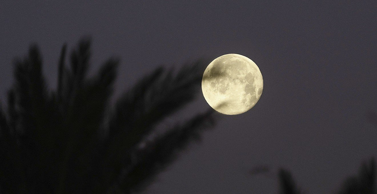 October supermoon: When to see in Arizona on Thursday