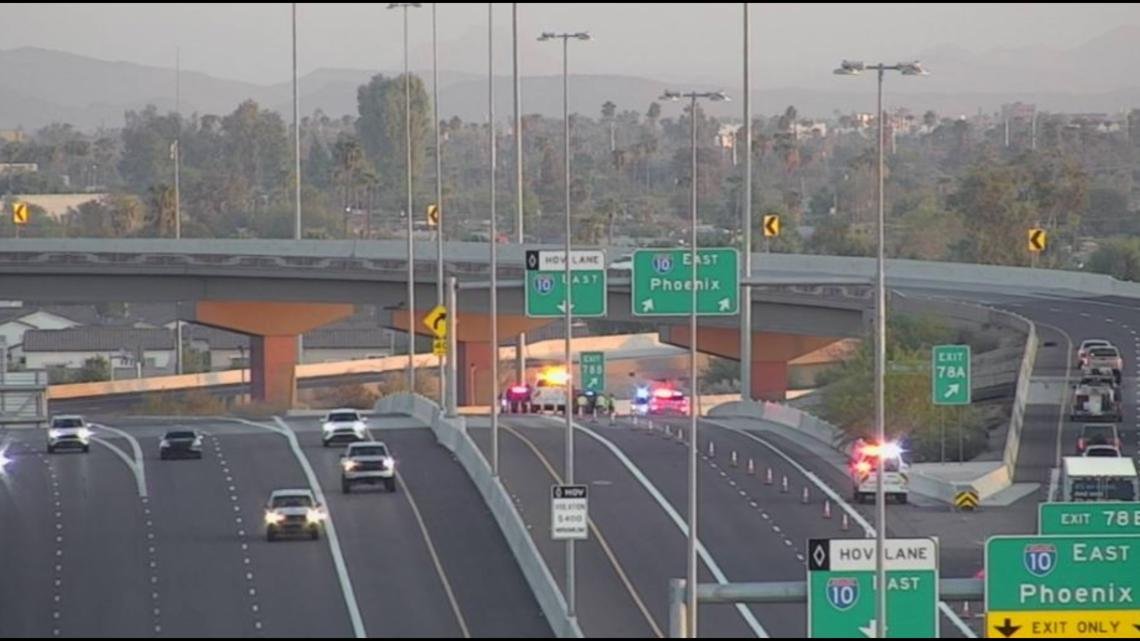 1 dead in crash at  Loop 202 and I-10 interchange in Phoenix