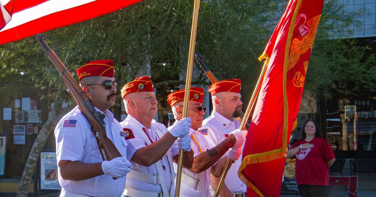 Photos: Veterans march on McCulloch in Havasu's Veterans Day Parade