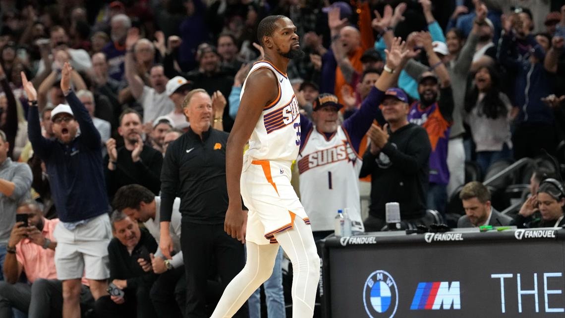 Kevin Durant lifts Suns past Philadelphia 118-116, spoiling Paul George's 76ers debut