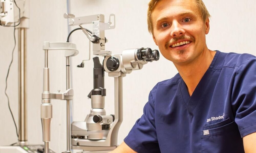 People of Havasu: Havasu eye surgeon has a clear-eyed mission