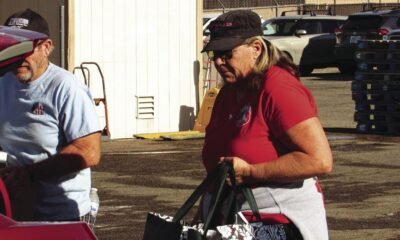 Havasu Side by Side Trail Association provides seniors with holiday food donations