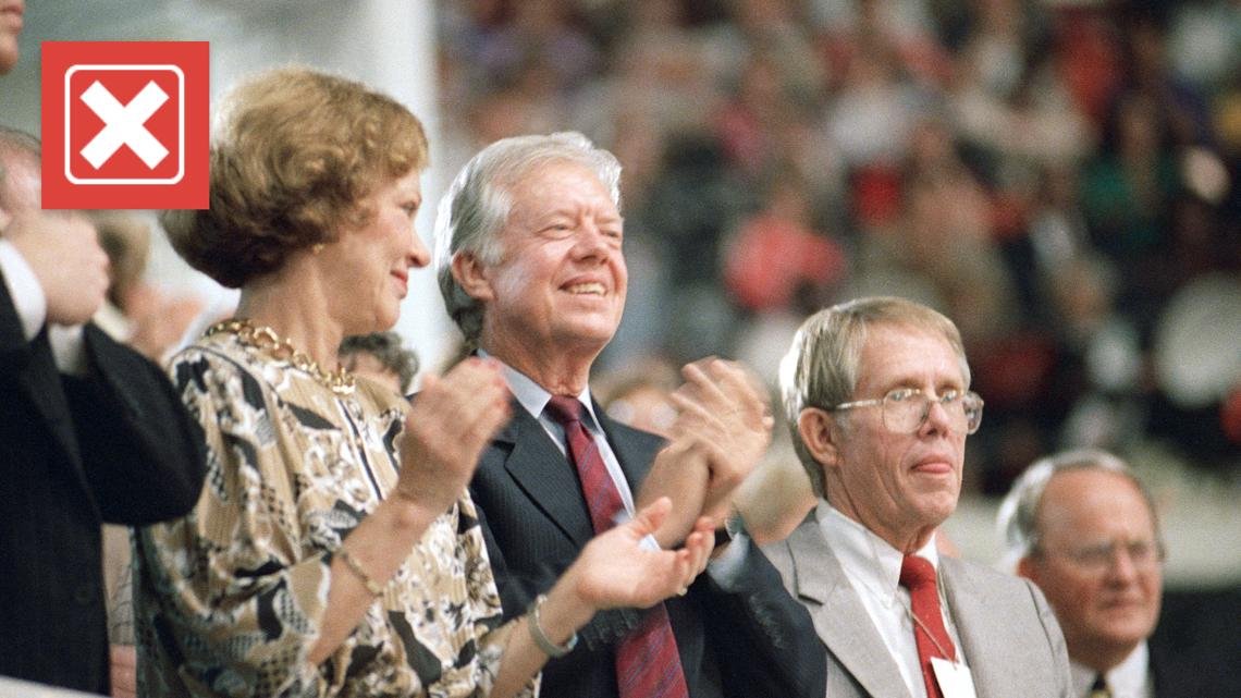 No, Jimmy Carter and George H.W. Bush did not pardon family members