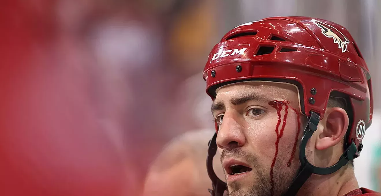 Video: Ex-Arizona Coyote Bissonnette fends off attackers in Scottsdale