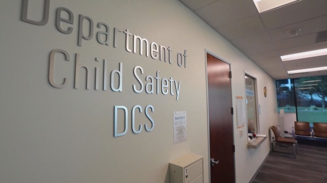 Arizona Department of Child Safety 'discriminates' against parents with disabilities, DOJ says