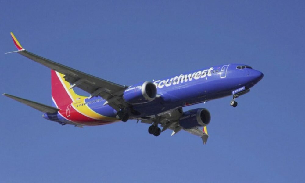 'Altercation' forces flight to return to Sky Harbor Airport