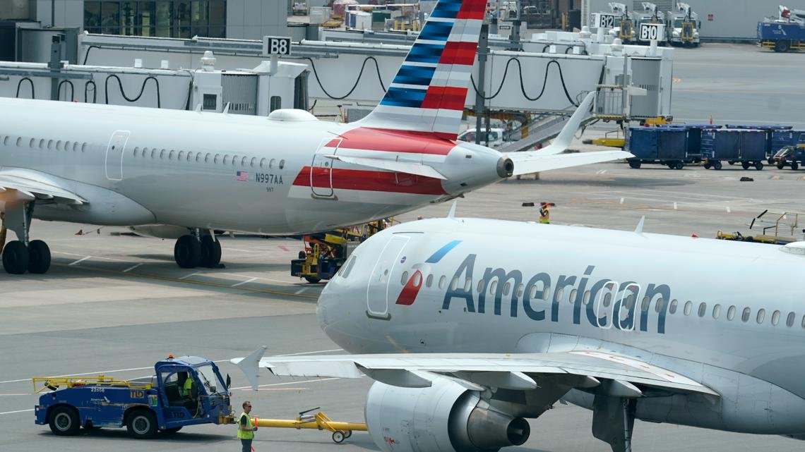 American Airlines requests ground stop for flights nationwide due to 'technical issue'