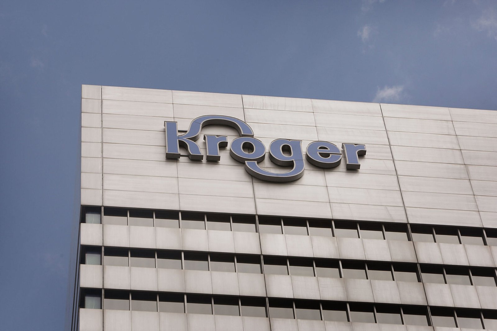 Albertsons sues Kroger after Oregon, Washington judges block $24.6 billion merger