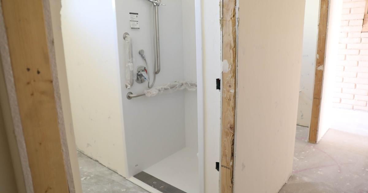 Washing machines, showers at Clothes Closet giving those in need ‘a hand up’