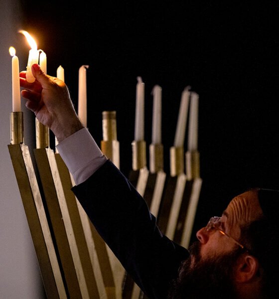 Maricopa spreads the light with 2nd annual menorah lighting