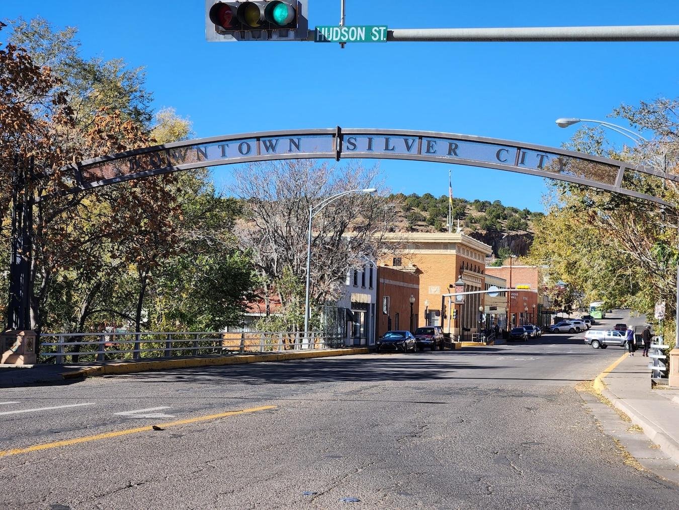 Rural New Mexico, Arizona residents oppose Air Force training flight expansion over health risks