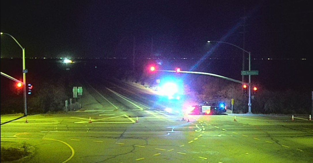 Police block the Riggs Road intersection at SR 347. [ADOT]