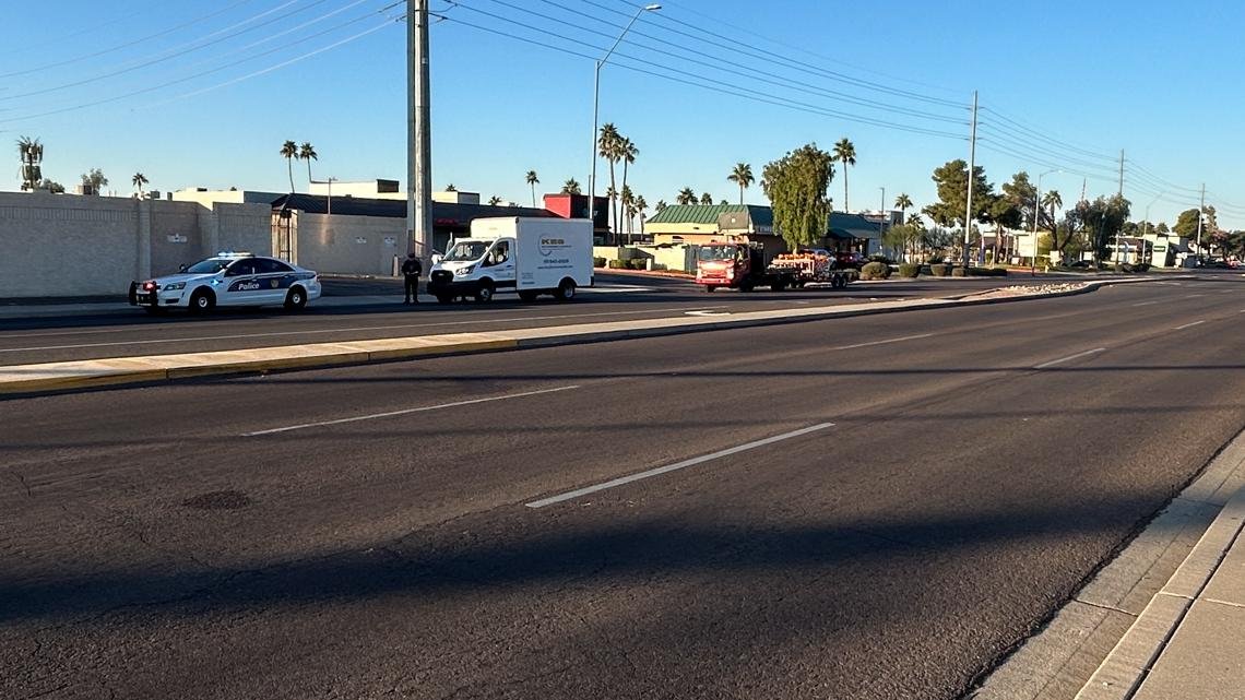 Police looking for driver in deadly hit-and-run in north Phoenix