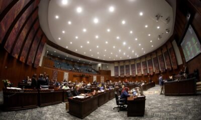 Arizona legislative committee clashes over budget projections