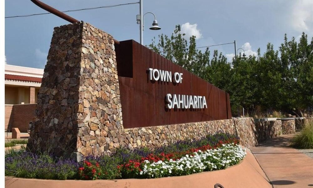 Sahuarita to vote on trash mandate; Columnist says 'sorry' for CatFoot cheerleader joke