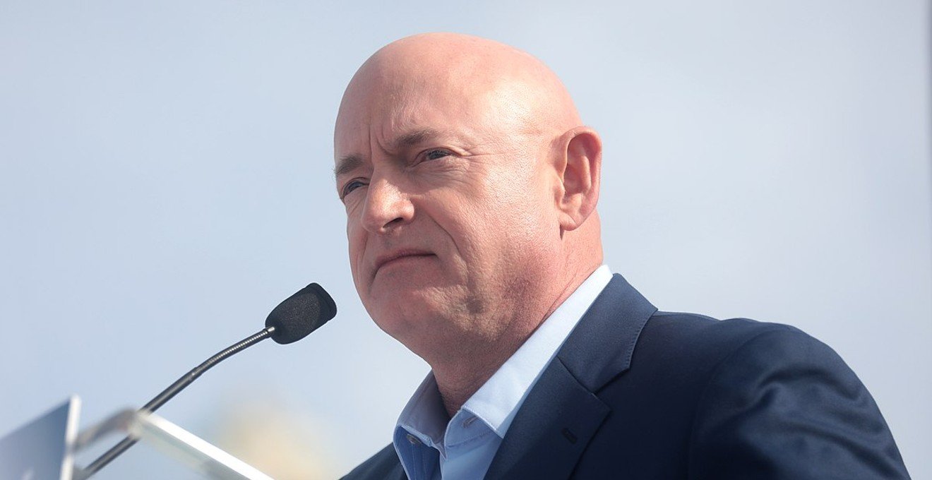 VIDEO: Arizona Sen. Mark Kelly grills Pete Hegseth on drinking history