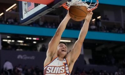 Devin Booker scores 31 points as Suns run away from Warriors for 130-105 win