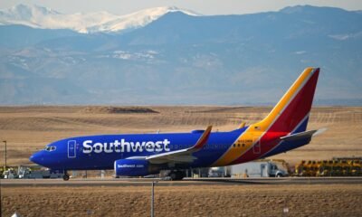 Southwest Airlines flight abruptly rises to avoid another plane crossing Chicago runway