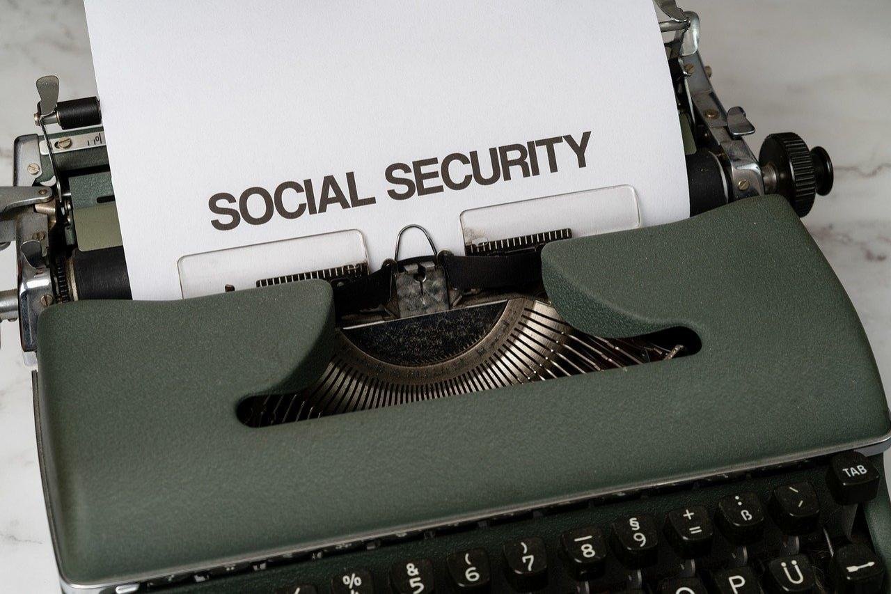 Lawmakers press Social Security on lag in paying expanded benefits to public employees