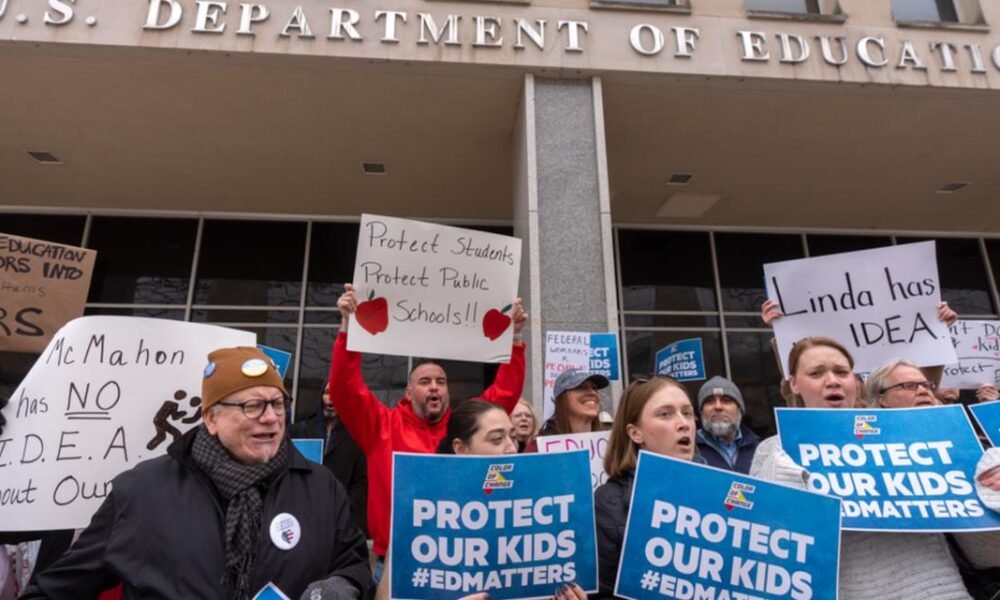 Trump to order a plan to shut down the US Education Department