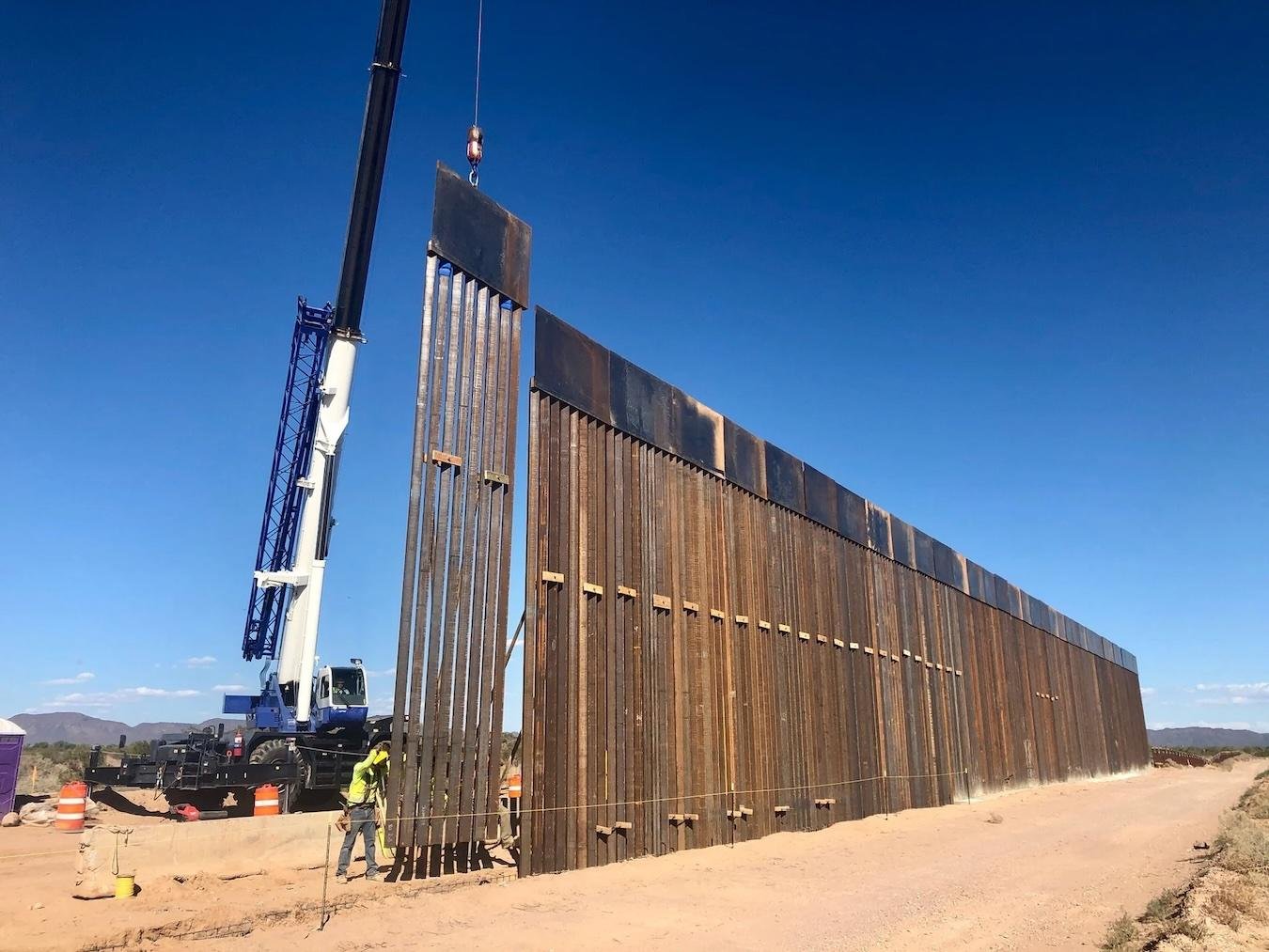 Arizona lawmakers spar over bill requiring state to follow feds on immigration actions